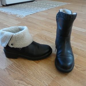 Black leather lined winter boots